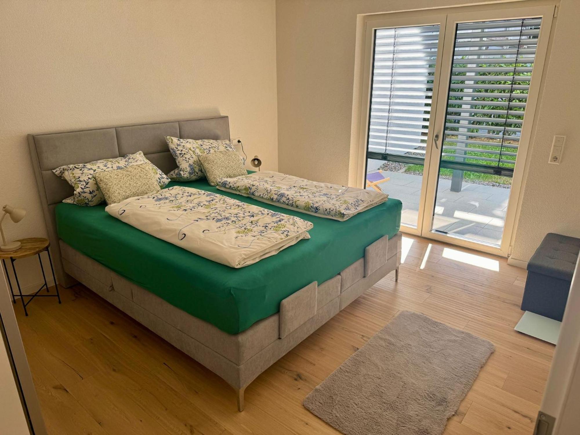 Stylisches Neubau Apartment Mit Grosser Terrasse Ruhig Und Idyllisch 30 Min Zuerich Wutoschingen Bagian luar foto